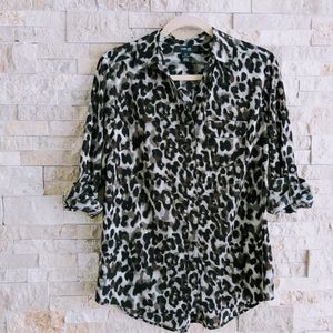 Style & Co. Animal print button down shirt MP